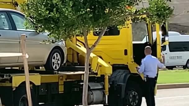 Tel Aviv Israel Marzo 2019 Policía Evacua Vehículo Pasajeros Estacionado — Vídeos de Stock