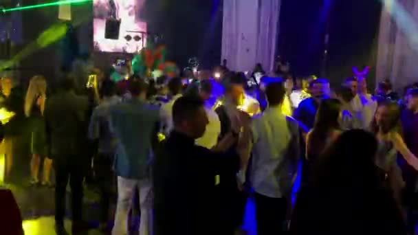 Rehovot Izrael Kwietnia 2019 Tańczący Ludzie Imprezie Program Rozrywkowy Weselu — Wideo stockowe