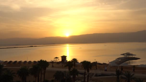 Νεκρή Θάλασσα Την Αυγή Πάνω Από Βουνά Της Ιορδανίας — Αρχείο Βίντεο