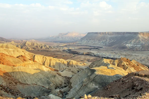 Каньон Эйн-Авдат в каменной пустыне Негев — стоковое фото