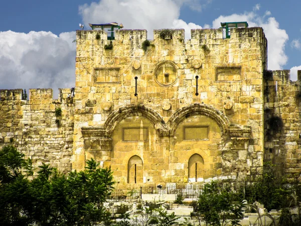 Puertas de oro de Jerusalén en la pared este del casco antiguo — Foto de Stock