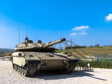 İsrail ana muharebe tankı Merkava Mk IV yaptı. Latrun, İsrail