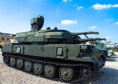 Rus yapımı Zsu-23-4 Shilka kundağı yapılmış, radar güdümlü uçaksavar silahı. Latrun, İsrail
