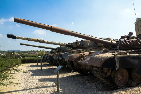 Russian made tanks with  captured by IDF. Latrun. Israel — Stock Photo, Image