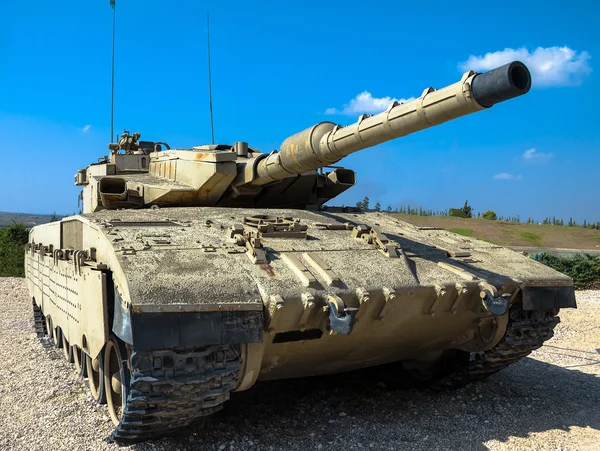 Israel hizo el tanque de batalla principal Merkava Mk III. Latrún, Israel — Foto de Stock