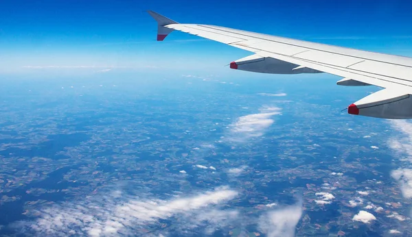 Полет над Францией — стоковое фото
