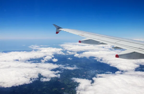 İngiltere üzerinden uçuş — Stok fotoğraf