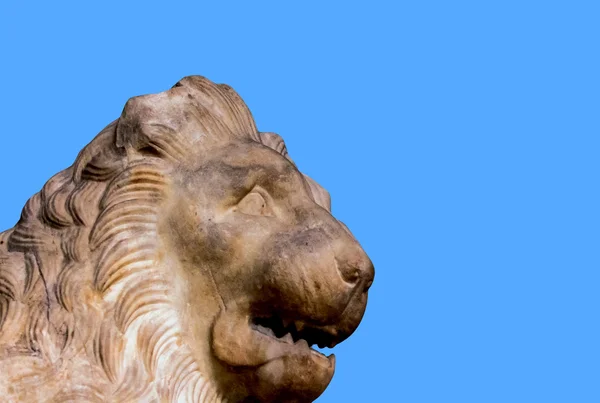 British museum - Statue of lion from the Mausoleum of Halicarnassus — Stock Fotó