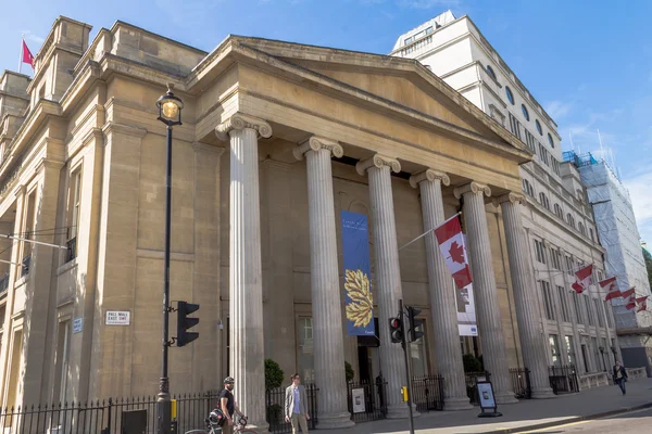 Canada House in Trafalgar Square, London. England. UK — Stock fotografie