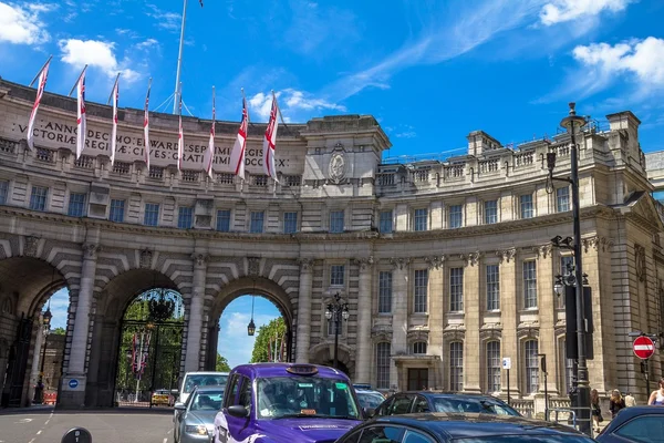 Ammiragliato Arch a Londra. Regno Unito — Foto Stock