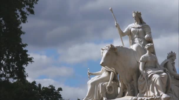 Albert Memorial, London — Stockvideo