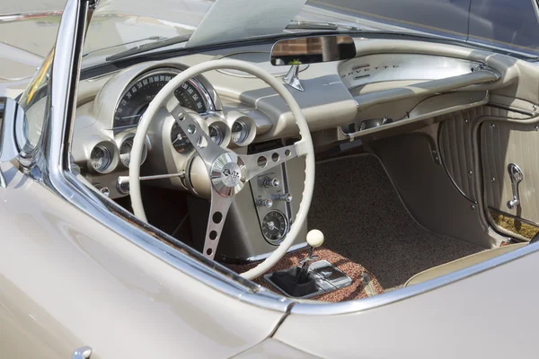 1962 Chevy amarillento leonado Corbeta Interior — Foto de Stock