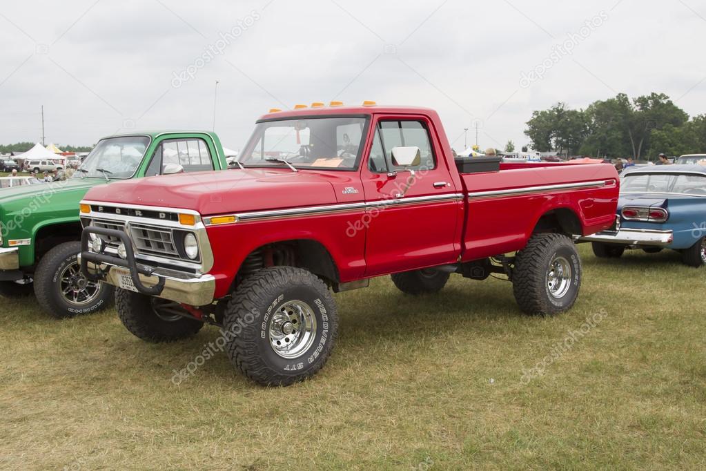 Get F150 Red Ford Pickup Truck PNG