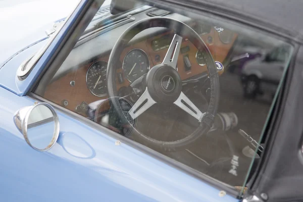 Blue Triumph Spitfire 1500 Car Interior — 图库照片