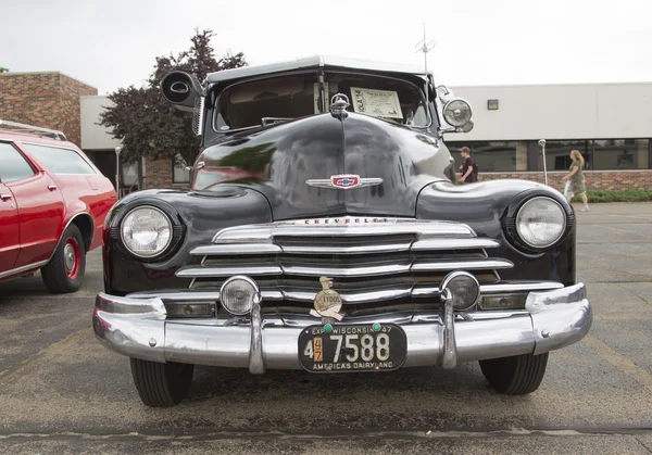 Вид спереди автомобиля Chevy Fleetmaster — стоковое фото