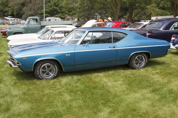 1969 Chevy SS-396 Sport Coupe side view — Stok fotoğraf