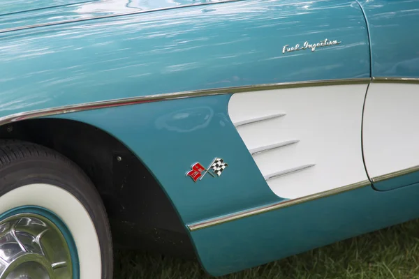 Chevrolet Corvette 1958 Bleu Blanc Côté — Photo