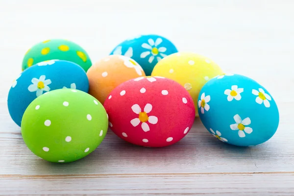 Coloridos huevos de Pascua — Foto de Stock