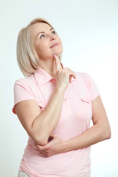 Schöne Frau mittleren Alters — Stockfoto