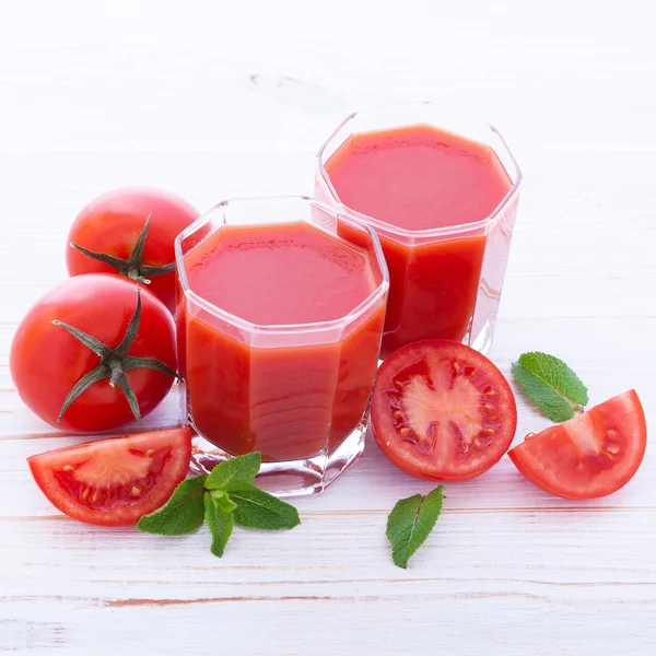 Verse tomaat smoothie met groenten — Stockfoto