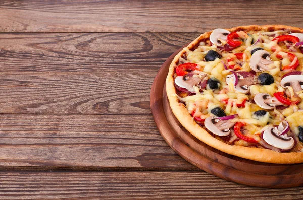 Pizza with seafood on wood table — Stock Photo, Image