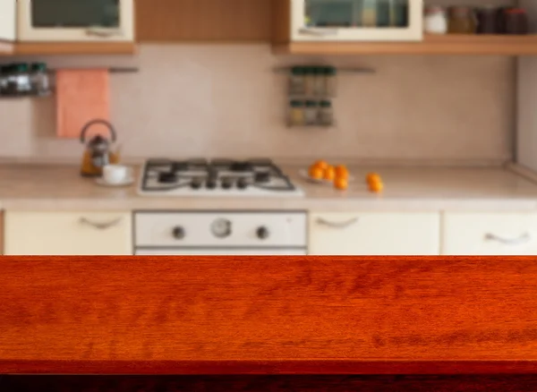 Cozinha interior mesa de madeira — Fotografia de Stock