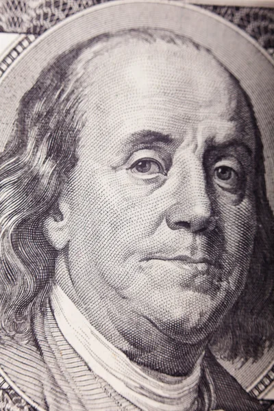 Portrét Benjamin Franklin z sto dolarů bill nové vydání. — Stock fotografie