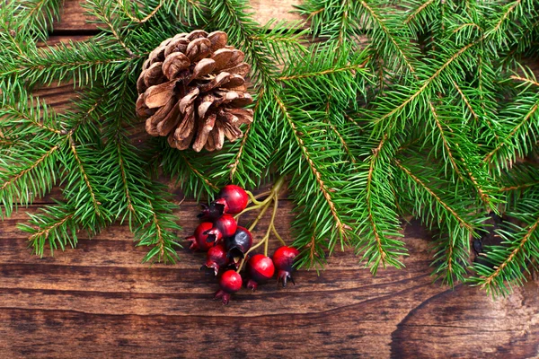 Weihnachten Hintergrund mit Fichtenzweigen — Stockfoto