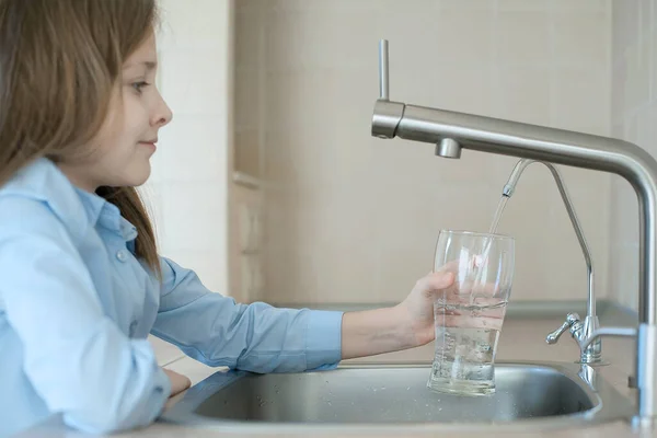 Child Open Water Tap Kitchen Faucet Glass Clean Water Pouring — Stock Photo, Image