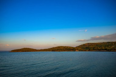 Sahilde gün batımı