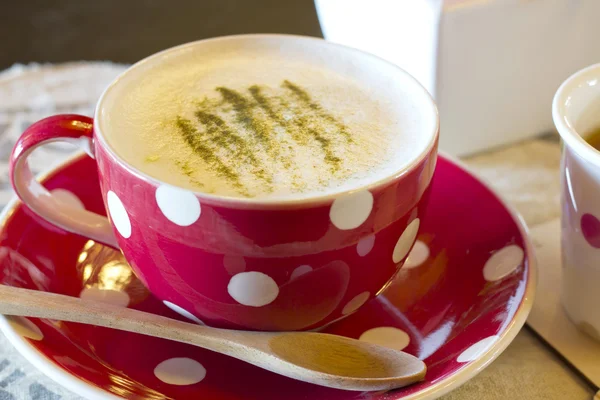 Matcha Latte Cup of green tea on wooden — Stock Photo, Image