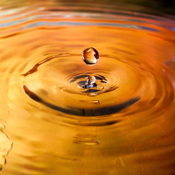 Colorido Respingo Gota Água Macrofotografia Água Imagem De Stock