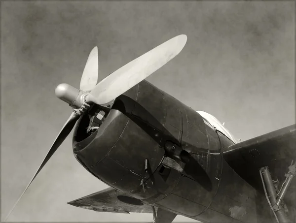 Stary widok nosa samolot myśliwski — Zdjęcie stockowe