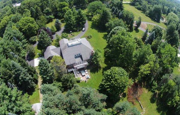 Countryside home aerial view — Stock Photo, Image