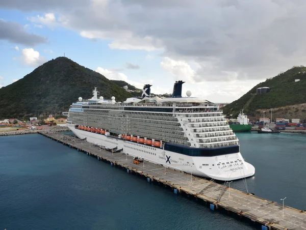 Celebrity Reflection cruise ship — Stock Photo, Image
