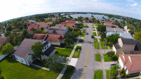 Neighborhood streetaerial view — Stock Photo, Image