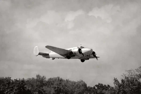 Eski uçak kalkış — Stok fotoğraf