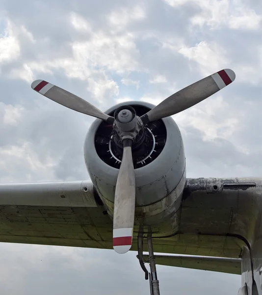 Large propeller airplane — Stock Photo, Image