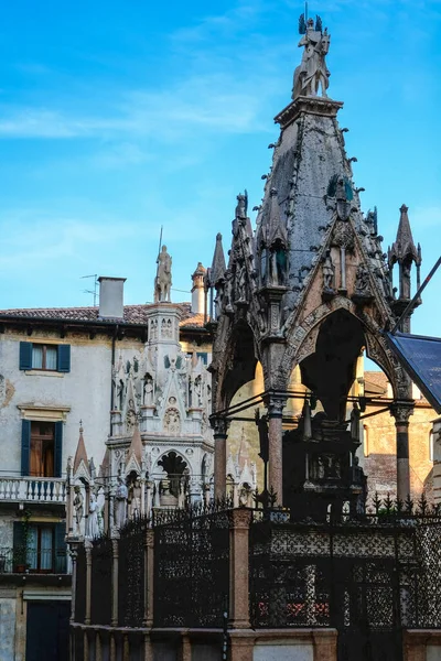 Verona Itália Túmulos Scaligero Mármore Gótico Centro Cidade Antiga — Fotografia de Stock