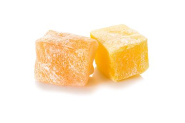 Türk lokumu. Honey Raf locum, iki parça şekerli doğu lezzeti, yakın çekim görüntüsü..