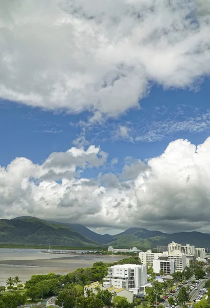 Cairns no verão — Fotografia de Stock