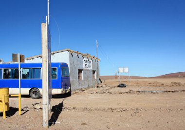 Bolivya'ya Şili sınır kapısı 