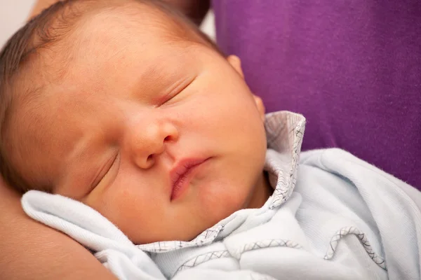 Retrato de bebé dormido — Foto de Stock