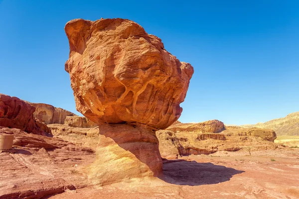 De paddestoel zandsteen in Timna Park — Stockfoto