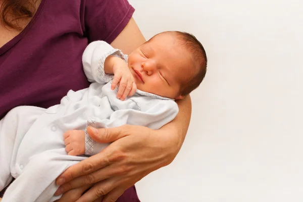 Bebé recién nacido feliz — Foto de Stock