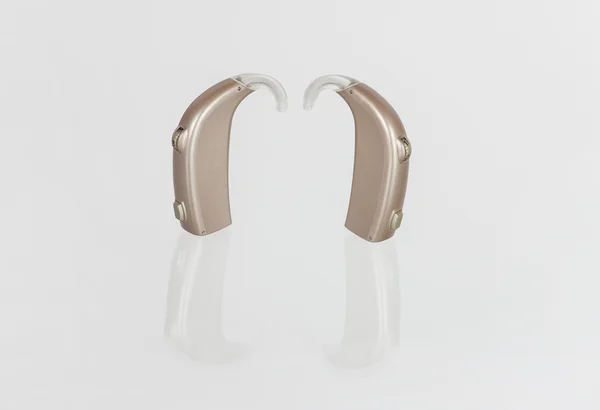 Два слуховых аппарата — стоковое фото