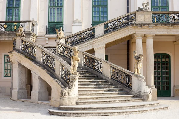 Esterhazy castlz Treppe zum Palast — Stockfoto