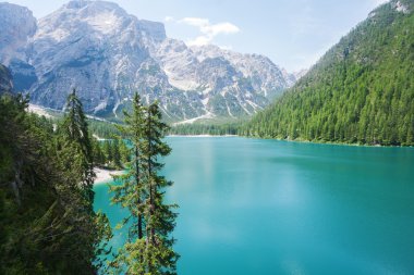 Lake Braies Dolomites içinde