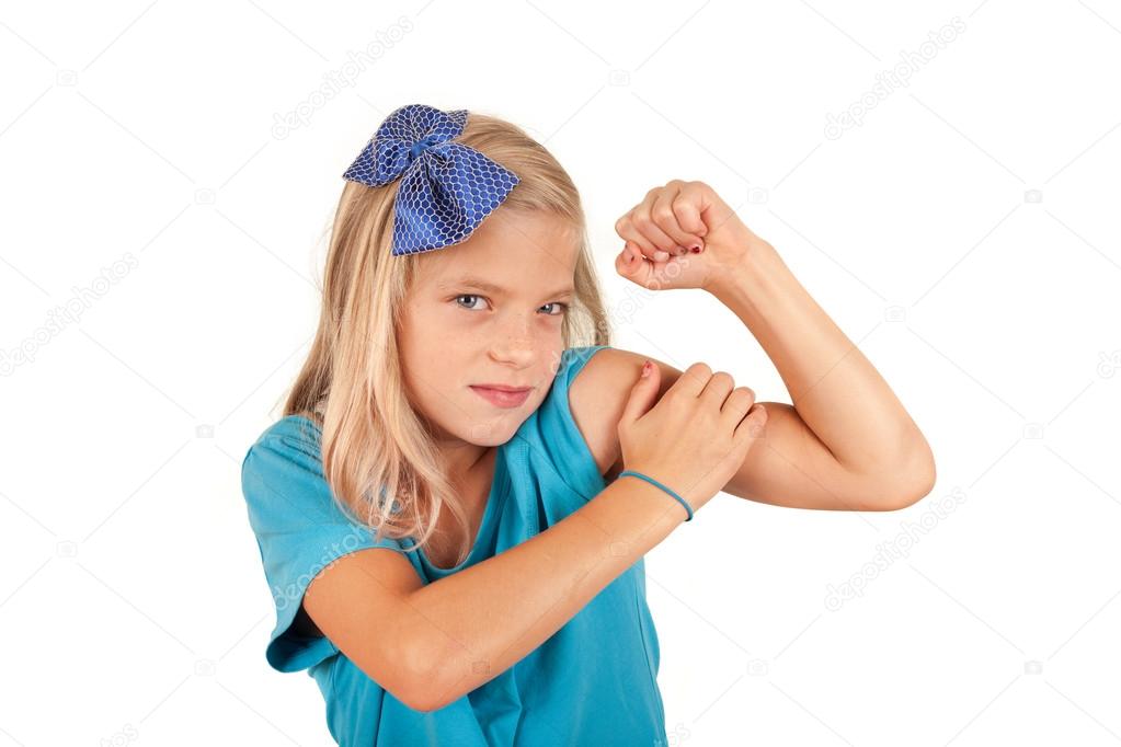 We can do it - small girl imitates the famous poster