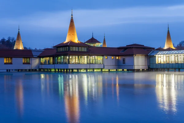 Lago di Heviz di notte — Foto Stock